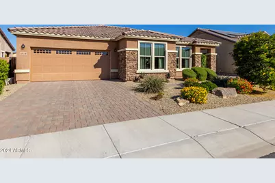 18118 W Redwood Lane, Goodyear, AZ 85338 - Photo 1