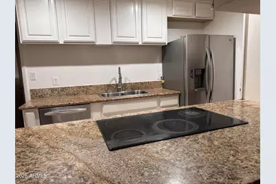 4232 W Citrus Way, Phoenix, AZ 85019 - Photo 11