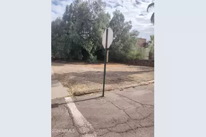 632 N Utah Avenue #9, Hayden, AZ 85135 - Photo 3