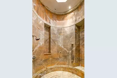 8100 N 68th Street, Paradise Valley, AZ 85253 - Photo 43