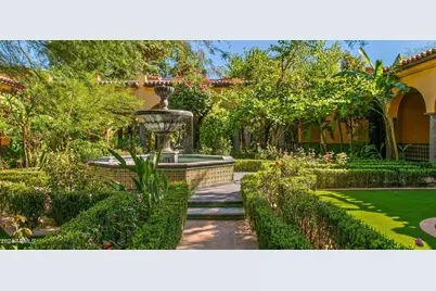 8100 N 68th Street, Paradise Valley, AZ 85253 - Photo 83