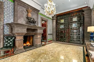 8100 N 68th St, Paradise Valley, AZ 85253 - Photo 5