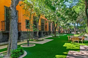 8100 N 68th St, Paradise Valley, AZ 85253 - Photo 71