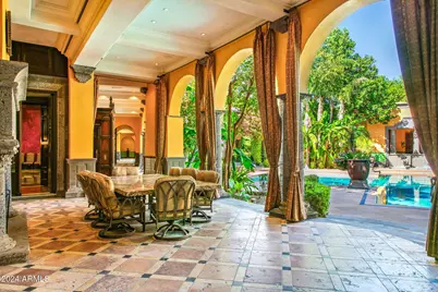 8100 N 68th Street, Paradise Valley, AZ 85253 - Photo 29