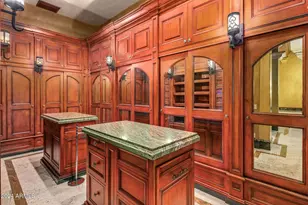 8100 N 68th St, Paradise Valley, AZ 85253 - Photo 41