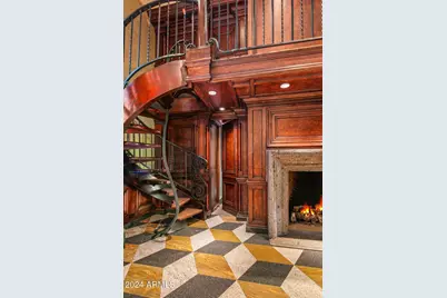 8100 N 68th Street, Paradise Valley, AZ 85253 - Photo 55