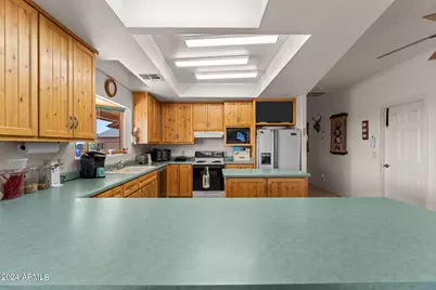 22900 W Hylton Way, Congress, AZ 85332 - Photo 23