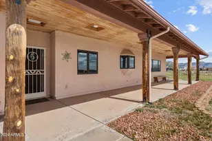 22900 W Hylton Way, Congress, AZ 85332 - Photo 11