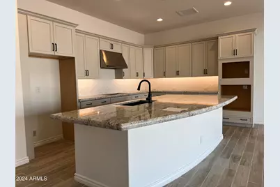 16092 W Questa Drive, Surprise, AZ 85387 - Photo 9