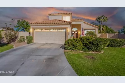 242 E Stonebridge Drive, Gilbert, AZ 85234 - Photo 1