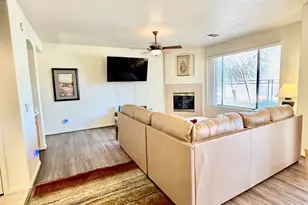 3131 E Legacy Dr, Phoenix, AZ 85042 - Photo 11
