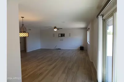 11037 W Meade Drive, Sun City, AZ 85351 - Photo 23