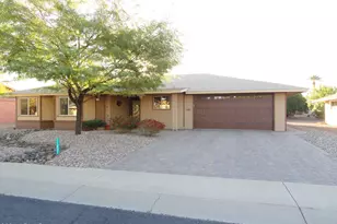 11037 W Meade Dr, Sun City, AZ 85351 - Photo 7