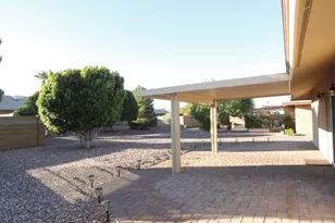 11037 W Meade Dr, Sun City, AZ 85351 - Photo 5