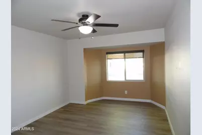 11037 W Meade Drive, Sun City, AZ 85351 - Photo 33