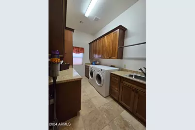 7801 E Davenport Drive, Scottsdale, AZ 85260 - Photo 19