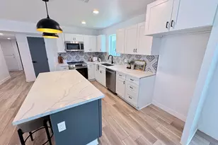 2213 E Janice Wy, Phoenix, AZ 85022 - Photo 11