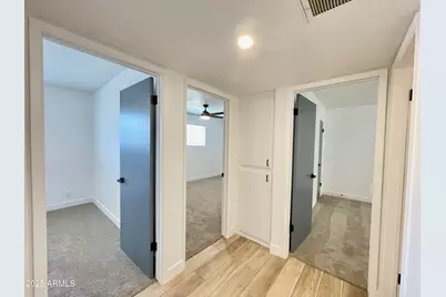 2213 E Janice Way, Phoenix, AZ 85022 - Photo 17