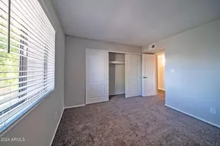 949 S Longmore St, Mesa, AZ 85202 - Photo 7