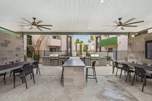 949 S Longmore St, Mesa, AZ 85202 - Photo 15