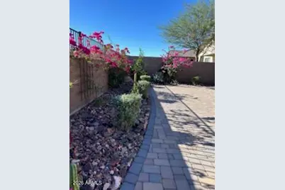 8365 S 165th Avenue, Goodyear, AZ 85338 - Photo 13