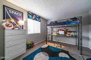 949 S Longmore St, Mesa, AZ 85202 - Photo 9