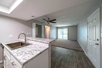 949 S Longmore Street #2, Mesa, AZ 85202 - Photo 3