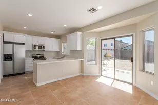 1105 E Wong Way, Phoenix, AZ 85040 - Photo 13