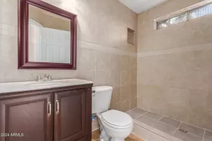 1105 E Wong Way, Phoenix, AZ 85040 - Photo 31