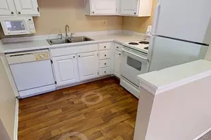 9605 S 48th St, Phoenix, AZ 85044 - Photo 3