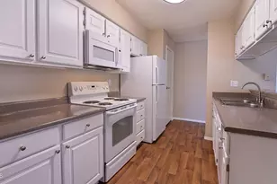 9605 S 48th St, Phoenix, AZ 85044 - Photo 3