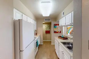 9605 S 48th St, Phoenix, AZ 85044 - Photo 3