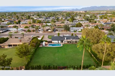 8701 E Highland Avenue, Scottsdale, AZ 85251 - Photo 61