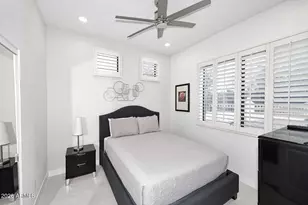 8270 N Hayden Rd, Scottsdale, AZ 85258 - Photo 19