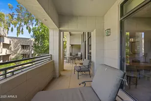 2802 E Camino Acequia Dr, Phoenix, AZ 85016 - Photo 27