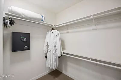 2802 E Camino Acequia Drive #8, Phoenix, AZ 85016 - Photo 19