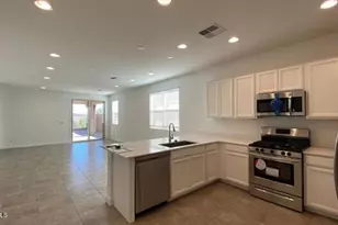 31861 N 125th Ln, Peoria, AZ 85383 - Photo 5