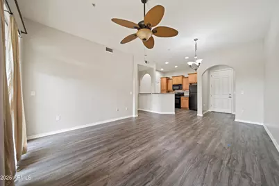 14575 W Mountain View Boulevard #11113, Surprise, AZ 85374 - Photo 11