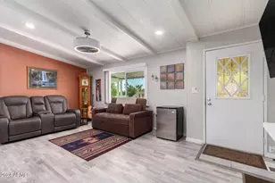 1611 E Villa Rita Dr, Phoenix, AZ 85022 - Photo 9