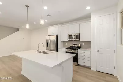 2848 N Evergreen Street, Buckeye, AZ 85396 - Photo 3