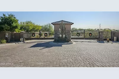 16728 S 31st Lane #40, Phoenix, AZ 85045 - Photo 3