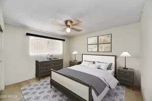 5525 E Thomas Rd, Phoenix, AZ 85018 - Photo 9