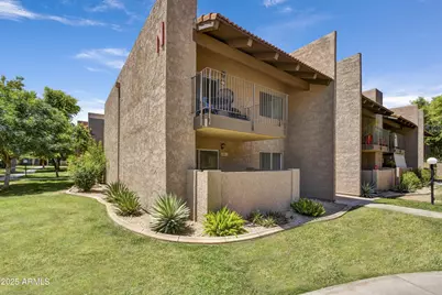 5525 E Thomas Road #N1, Phoenix, AZ 85018 - Photo 1