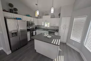 3339 E Tonopah Dr, Phoenix, AZ 85050 - Photo 5