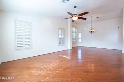 16068 W Edgemont Avenue, Goodyear, AZ 85395 - Photo 15