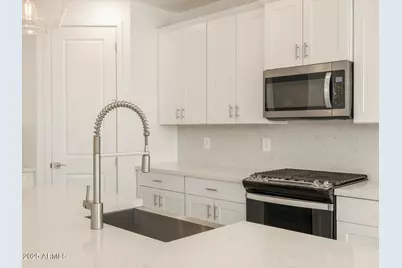 22471 W Pontiac Drive, Surprise, AZ 85387 - Photo 5