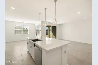 22471 W Pontiac Drive, Surprise, AZ 85387 - Photo 7