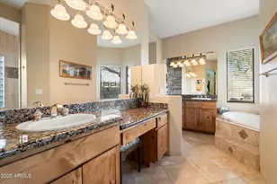 9784 E Miramonte Dr, Scottsdale, AZ 85262 - Photo 23