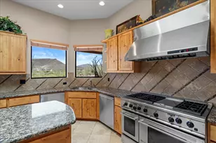 9784 E Miramonte Dr, Scottsdale, AZ 85262 - Photo 9