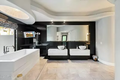 8312 N 50th Street, Paradise Valley, AZ 85253 - Photo 11
